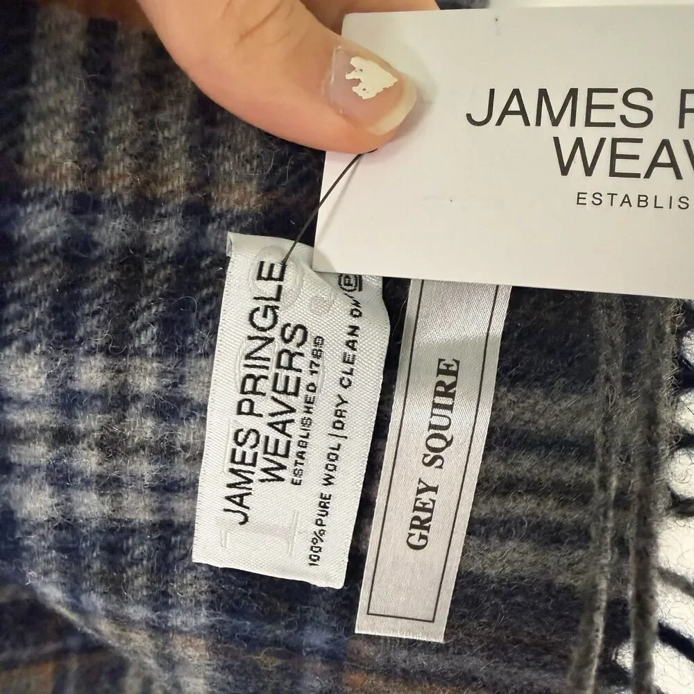 New james Pringle Weavers Pure Wool Scarf Grey Square Tassels 71